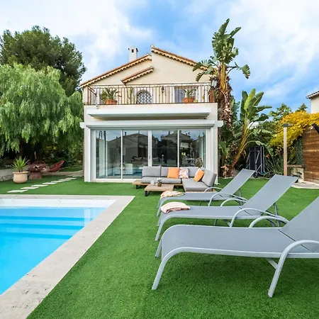 8 Personnes Bord De Villa Cagnes-sur-Mer